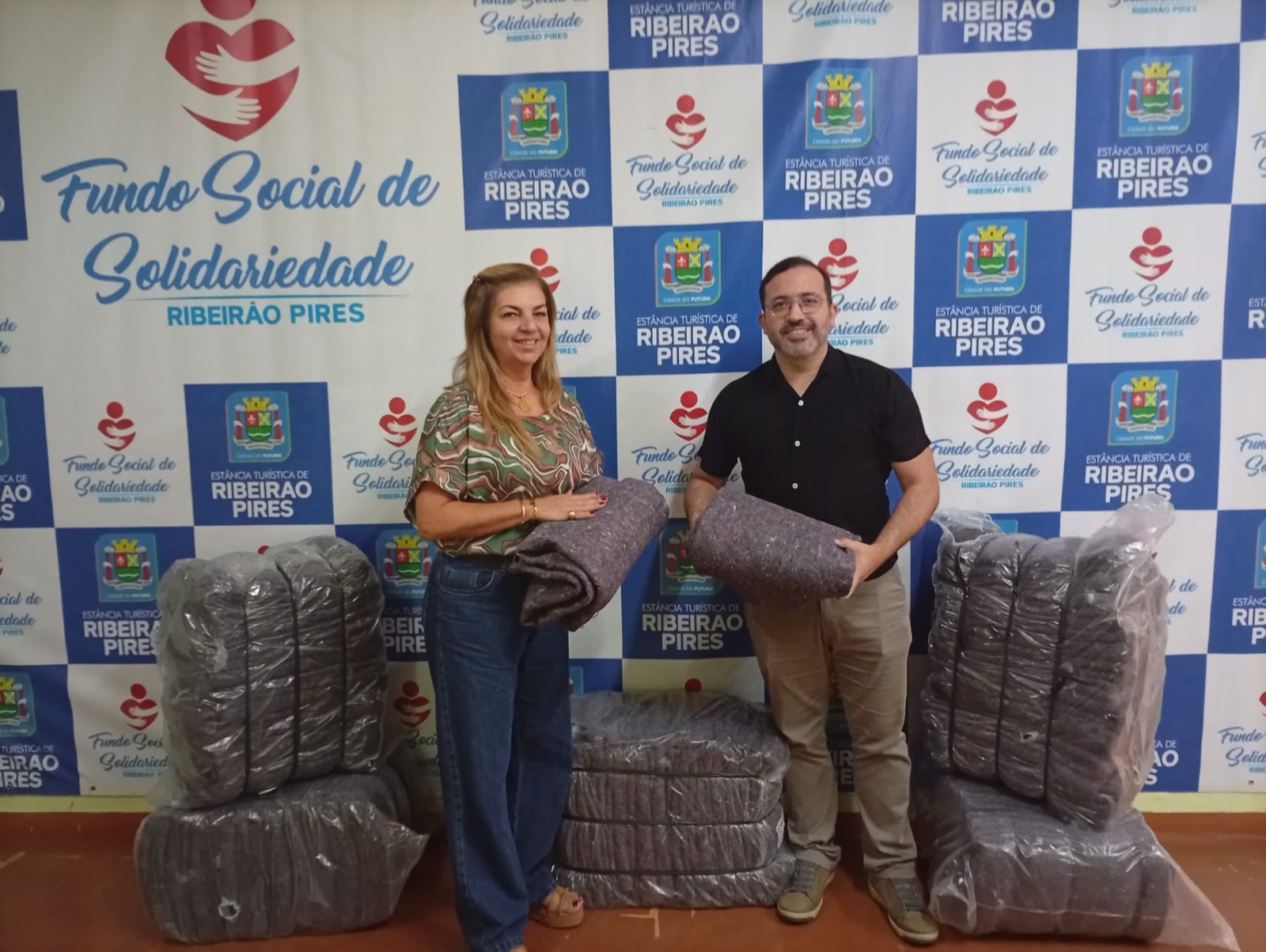 SPMAR doa 550 cobertores reciclados na Campanha do Agasalho 2026